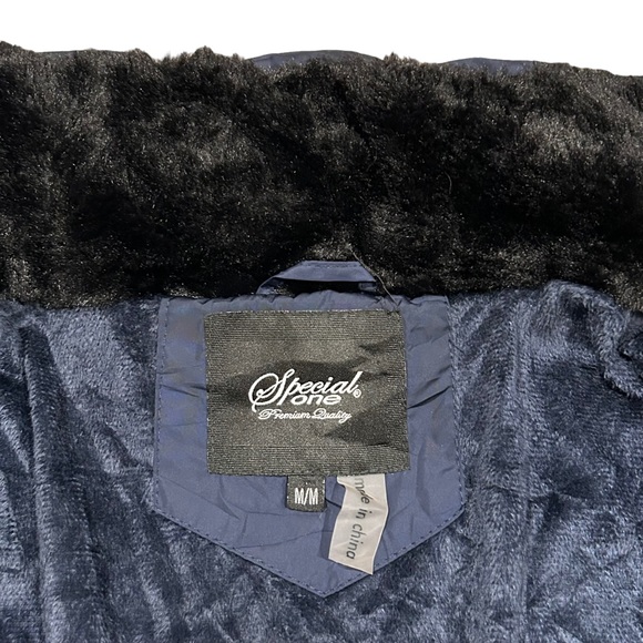 Winter vest - Picture 5 of 7